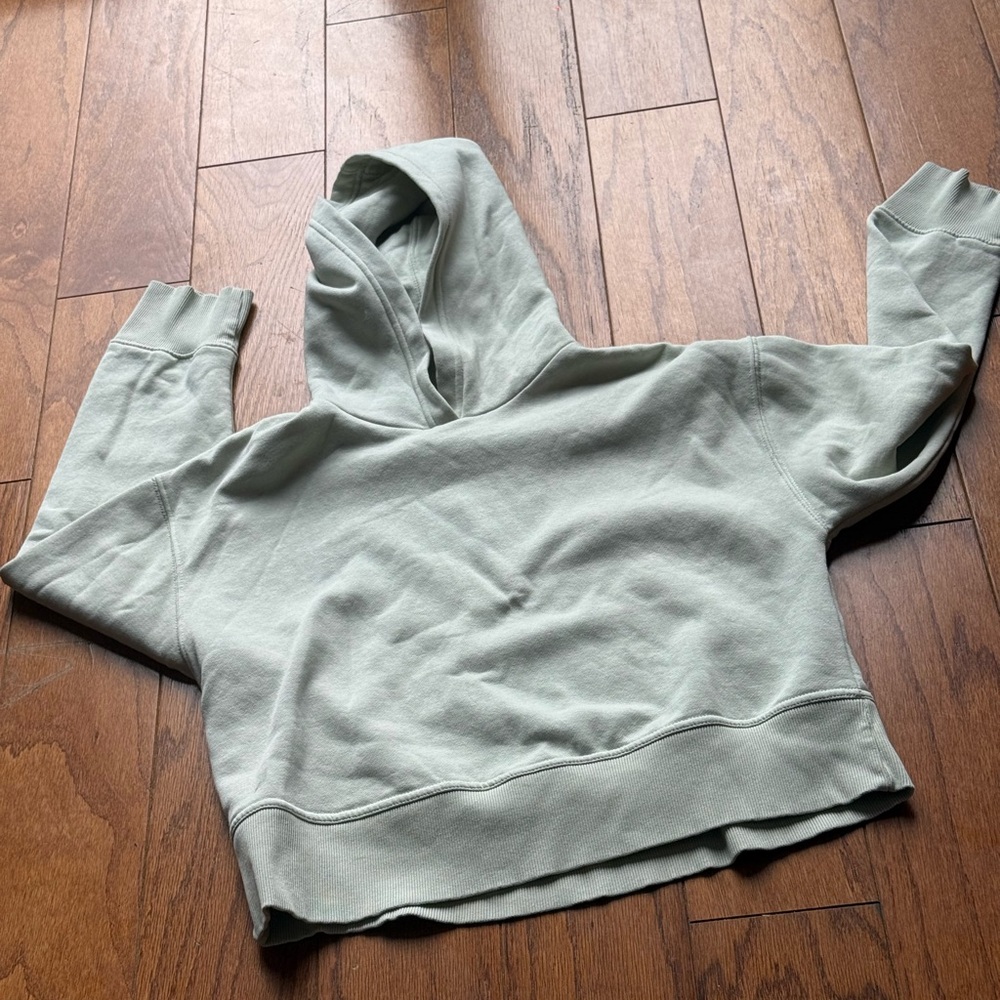 Zara’s sweatshirt